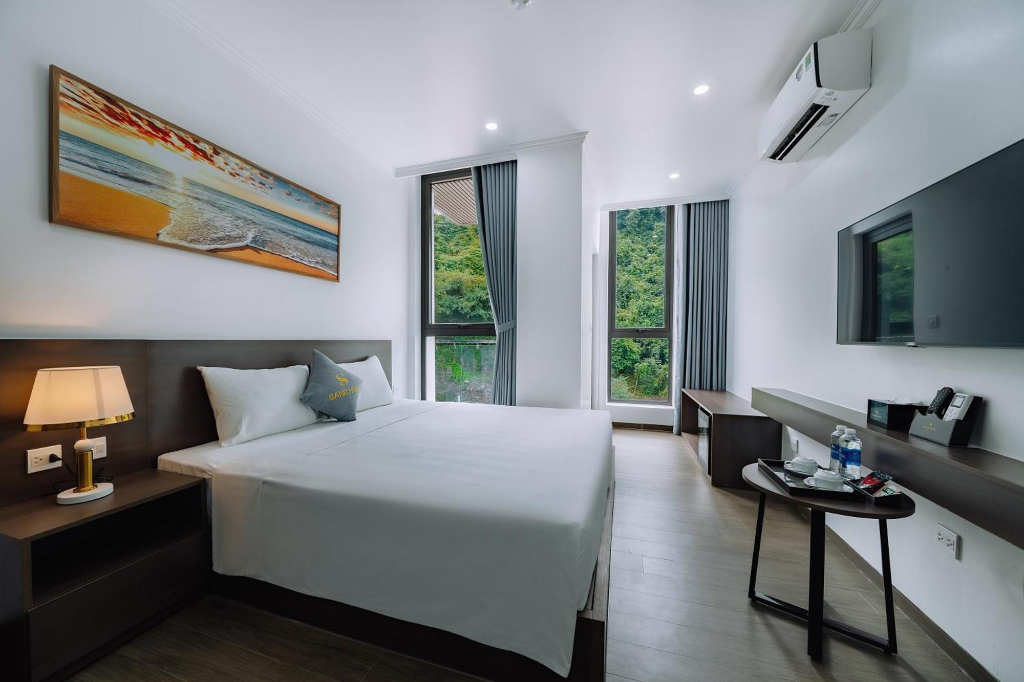 Sand Hotel Cat Ba Island Екстер'єр фото