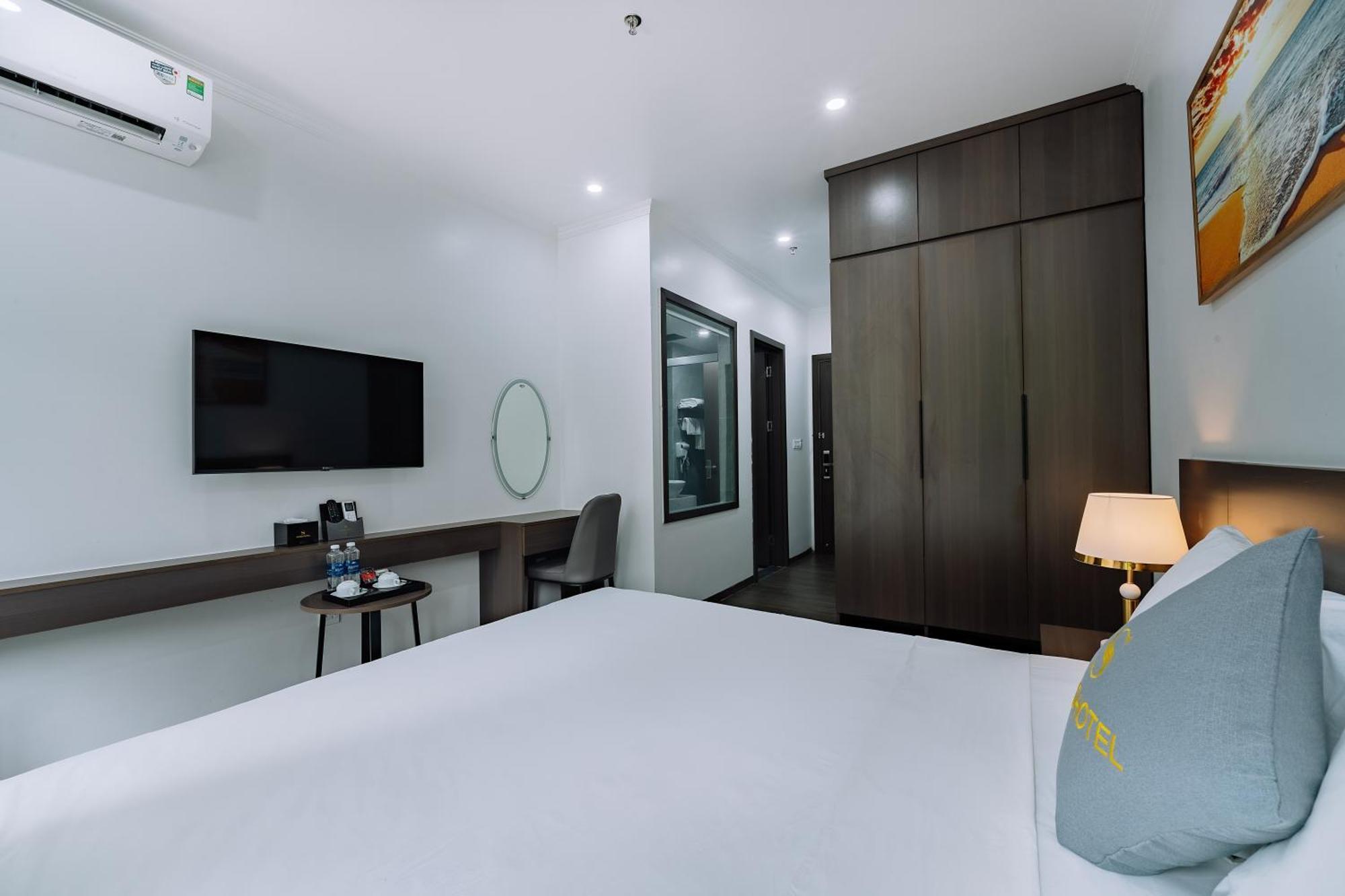 Sand Hotel Cat Ba Island Екстер'єр фото