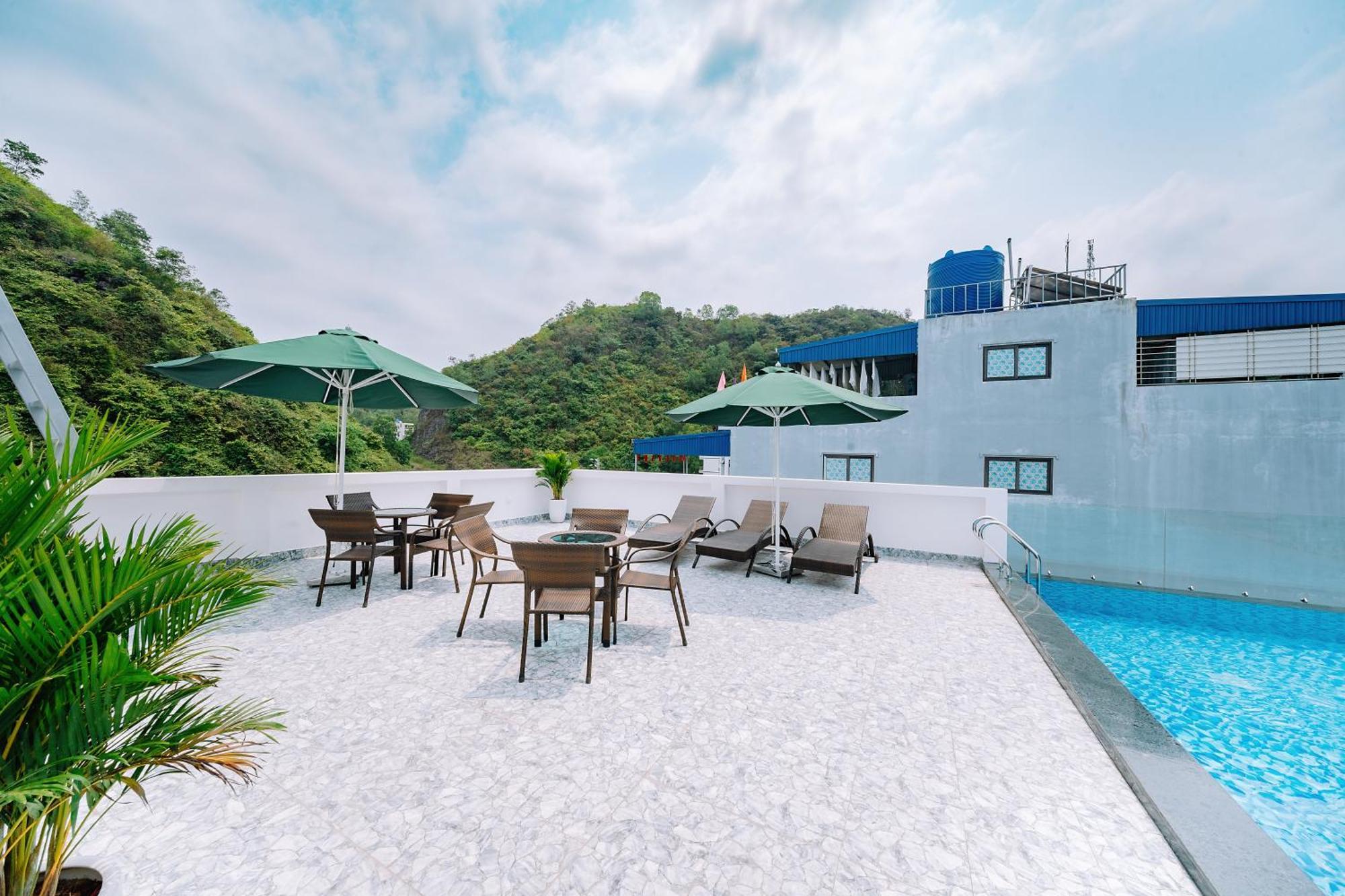 Sand Hotel Cat Ba Island Екстер'єр фото